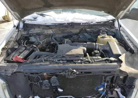 2010 Ford F150 z USA, uszkodzony, nr VIN 1FTMF1EW4AKE17906